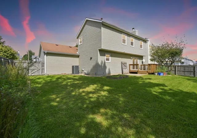 Photo 4 of Single family home for sale at 3007 Providence Dr, Bloomington, IL 61704 | MLS# 12738131 | Listing updated on 2026-10-02
