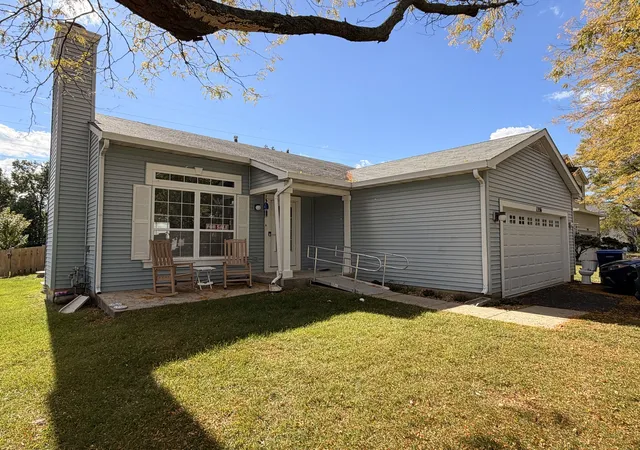 Photo 2 of Single family home for sale at 1356 Almaden Ln, Gurnee, IL 60031 | MLS# 12738221 | Listing updated on 2026-10-07