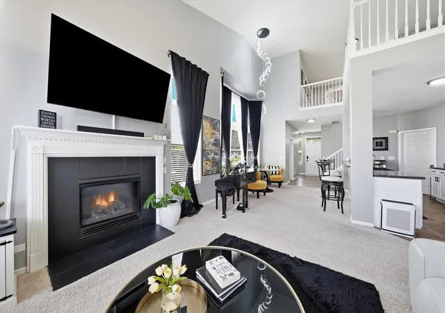 Photo 3 of Sale Pending at 905 Bluebell Cir, Joliet, IL 60431 | MLS# 12738303 | Listing updated on 2026-10-05