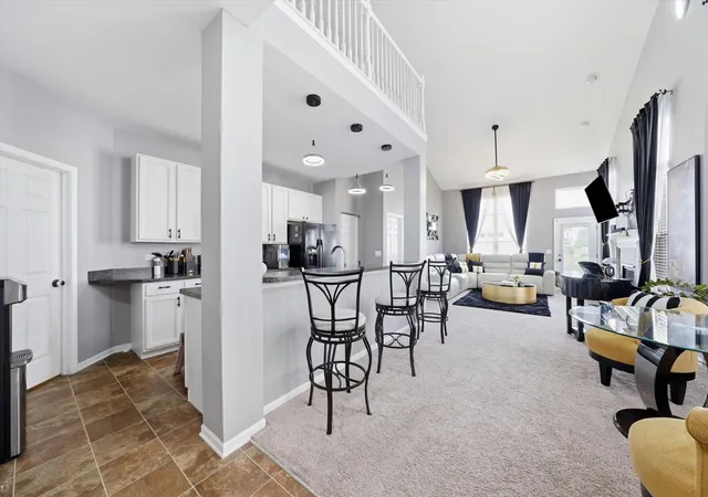 Photo 4 of Sale Pending at 905 Bluebell Cir, Joliet, IL 60431 | MLS# 12738303 | Listing updated on 2026-10-05