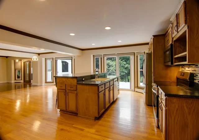 Photo 3 of Single family home for sale at 201 Cary Algonquin Rd, Trout Valley, IL 60013 | MLS# 12738535 | Listing updated on 2026-09-21