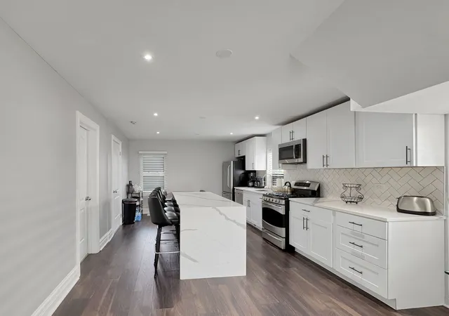 Photo 3 of Single family home for sale at 10644 S Peoria St, Chicago, IL 60643 | MLS# 12738573 | Listing updated on 2026-09-16