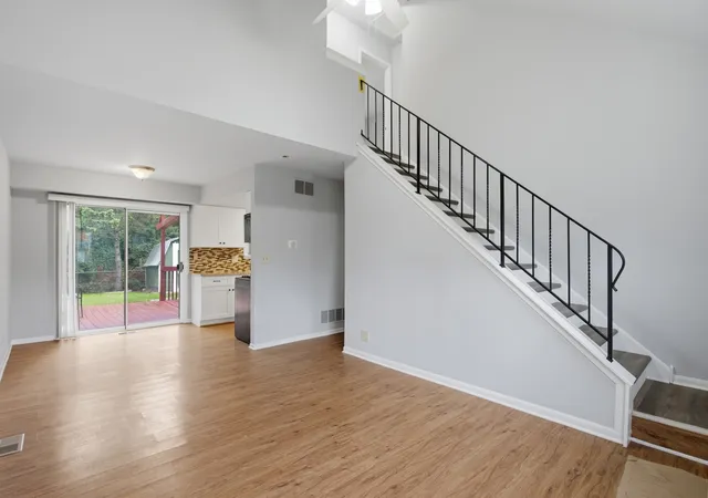 Photo 4 of Townhouse for sale at 1816 Whitney Dr, Hanover Park, IL 60133 | MLS# 12738577 | Listing updated on 2026-09-25