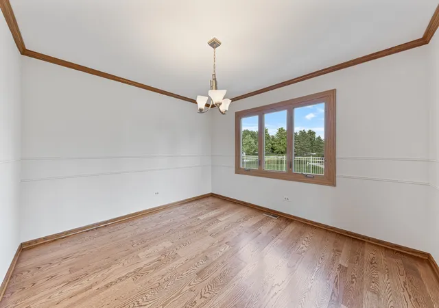 Photo 3 of Single family home for sale at 1761 Pheasant Ln, New Lenox, IL 60451 | MLS# 12738605 | Listing updated on 2026-09-14
