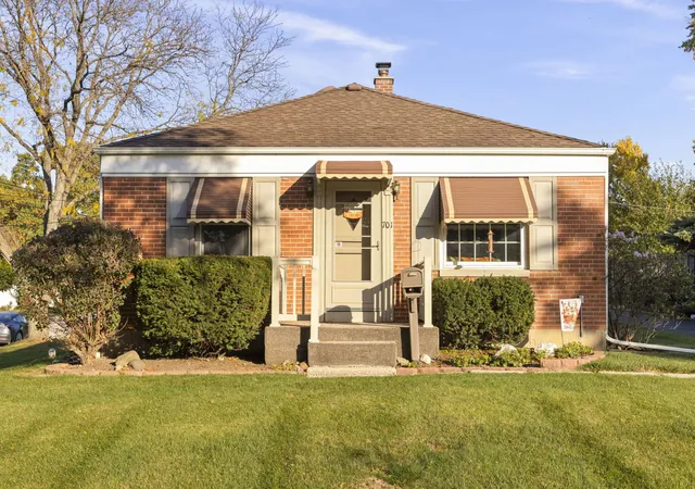 Single family home for sale at 701 S Finley Rd, Lombard, IL 60148 | MLS# 12738772