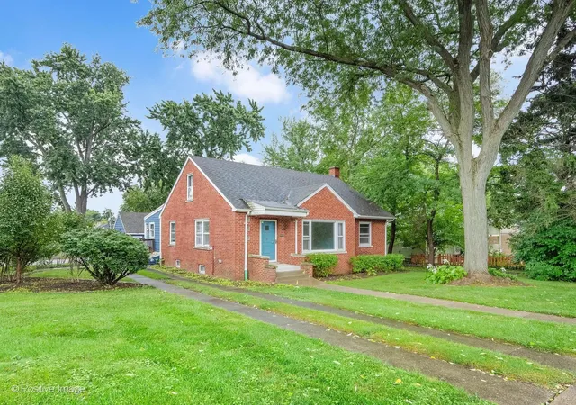 Photo 1 of Single family home for sale at 4503 Fairview Ave, Downers Grove, IL 60515 | MLS# 12738783 | Listing updated on 2026-09-16