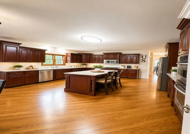 Photo 4 of Single family home for sale at 14312 Twin Crk Ct, Homer Glen, IL 60491 | MLS# 12738922 | Listing updated on 2026-09-03