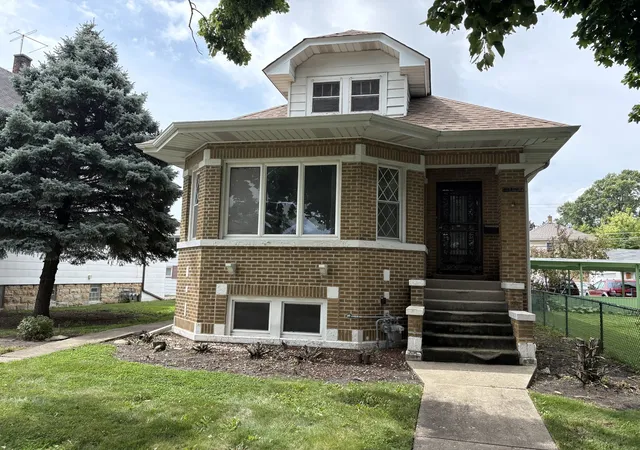 Photo 2 of Single family home for sale at 1310 N 20th Avenue, Melrose Park, IL 60160 | MLS# 12738974 | Listing updated on 2026-09-15