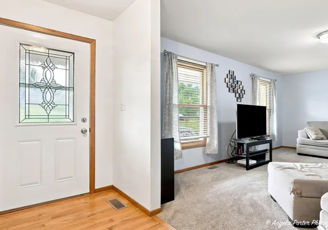 Photo 3 of Single family home for sale at 24878 W Highwoods Dr, Lake Villa, IL 60046 | MLS# 12739002 | Listing updated on 2026-09-25