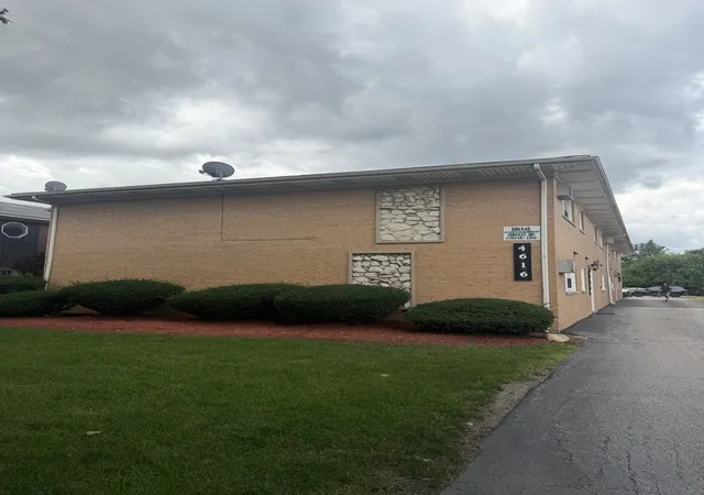 Condo for sale at 4616 Maple Ave #2D, Brookfield, IL 60513 | MLS# 12739006 | Listing updated on 2026-09-24