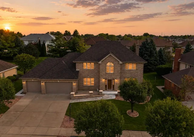 Photo 1 of Single family home for sale at 10433 Amber Ln, Orland Park, IL 60467 | MLS# 12739044 | Listing updated on 2026-09-06