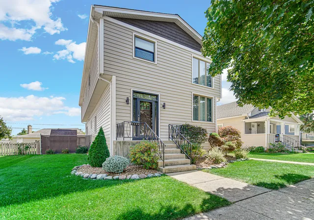 Photo 1 of Single family home for sale at 1211 N 11th Avenue, Melrose Park, IL 60160 | MLS# 12739194 | Listing updated on 2026-09-23