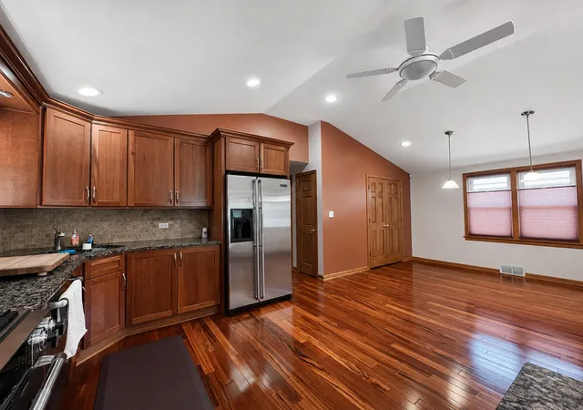 Photo 4 of Single family home for sale at 10206 S Fairfield Ave, Chicago, IL 60655 | MLS# 12739206 | Listing updated on 2026-09-14