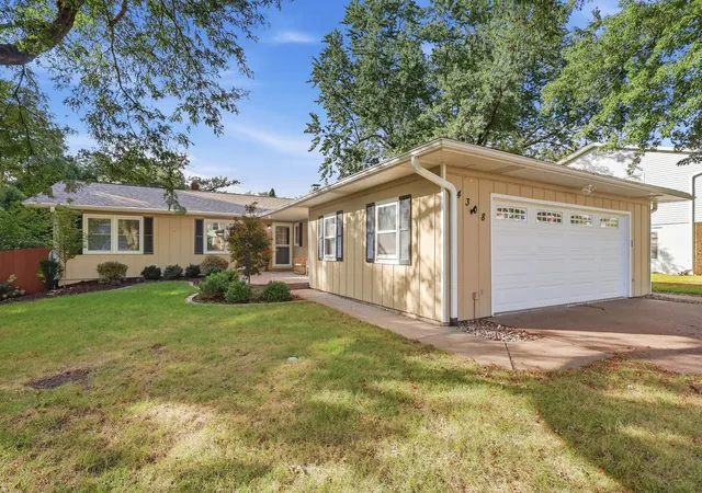 Photo 2 of Single family home for sale at 4308 Wittman Dr, Davenport, IA 52806 | MLS# 12739251 | Listing updated on 2026-10-21