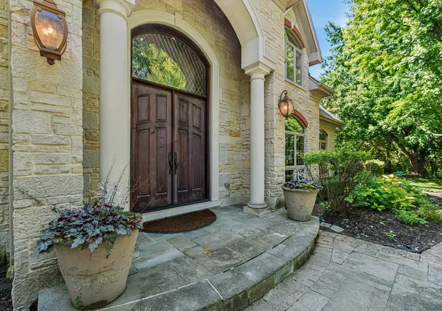 Photo 4 of Single family home for sale at 15429 W 139th Street, Homer Glen, IL 60491 | MLS# 12739413 | Listing updated on 2026-09-08