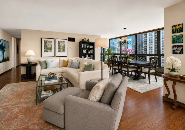 Photo 4 of Sale Pending at 360 E Randolph St #901, Chicago, IL 60601 | MLS# 12739438 | Listing updated on 2026-09-26