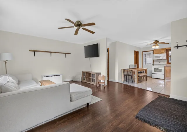 Photo 3 of Sale Pending at 250 N Irving St, Coal City, IL 60416 | MLS# 12739443 | Listing updated on 2026-10-09
