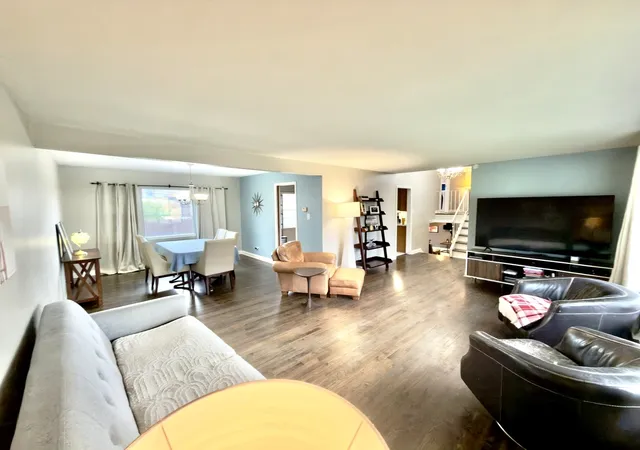 Photo 3 of Single family home for sale at 1661 Charleston Ct, Melrose Park, IL 60160 | MLS# 12739509 | Listing updated on 2026-09-13