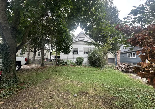 Single family home for sale at 3422 Green St, Steger, IL 60475 | MLS# 12739515