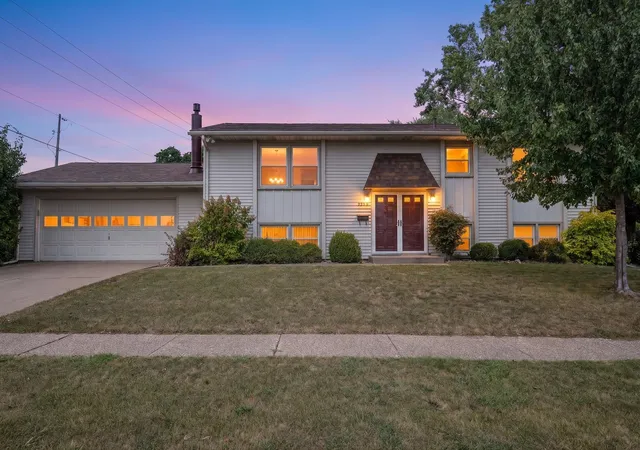 Photo 1 of Sale Pending at 3333 35th Avenue, Moline, IL 61265 | MLS# 12739692 | Listing updated on 2026-09-23
