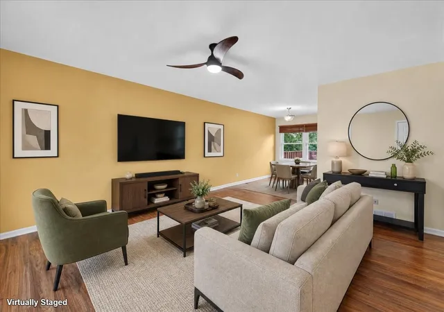 Photo 3 of Single family home for sale at 7290 Jasmine Dr, Hanover Park, IL 60133 | MLS# 12739778 | Listing updated on 2026-09-24