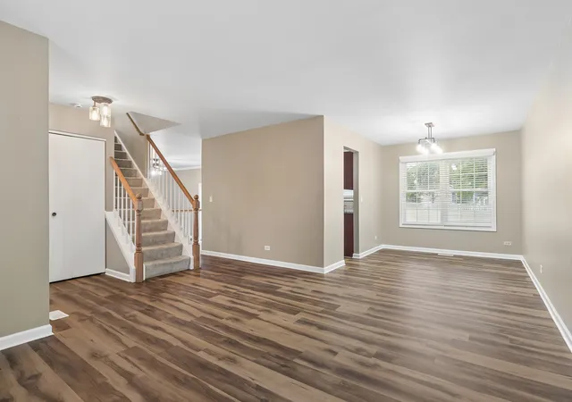 Photo 2 of Single family home for sale at 388 Woodhollow Ln, Bartlett, IL 60103 | MLS# 12739799 | Listing updated on 2026-10-04