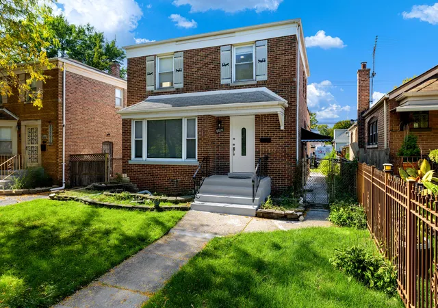 Photo 1 of Single family home for sale at 8826 S Jeffery Blvd, Chicago, IL 60617 | MLS# 12739871 | Listing updated on 2026-10-09