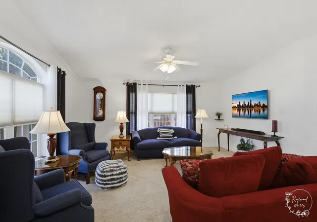 Photo 2 of Manufactured home for sale at 854 Aspen Dr, Manteno, IL 60950 | MLS# 12739878 | Listing updated on 2026-10-06
