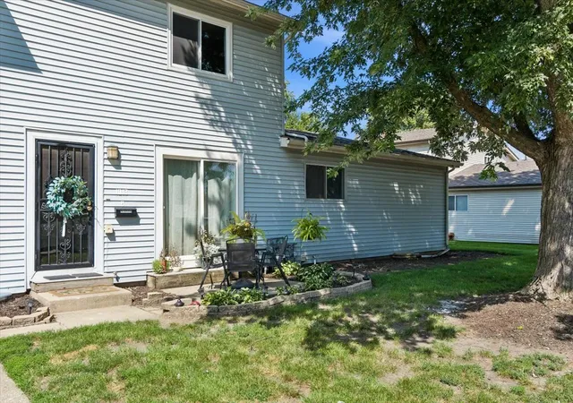 Photo 1 of Condo for sale at 1013 Gael Dr #B, Joliet, IL 60435 | MLS# 12740026 | Listing updated on 2026-09-08