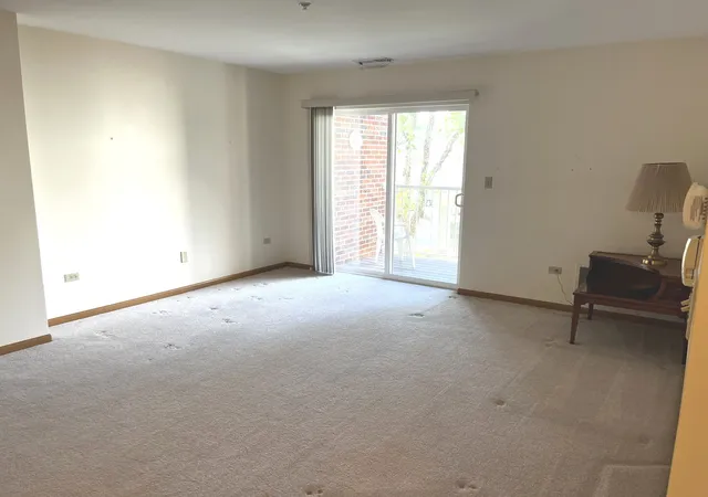 Photo 3 of Condo for sale at 801 N Mclean Blvd #254, Elgin, IL 60123 | MLS# 12740080 | Listing updated on 2026-10-22