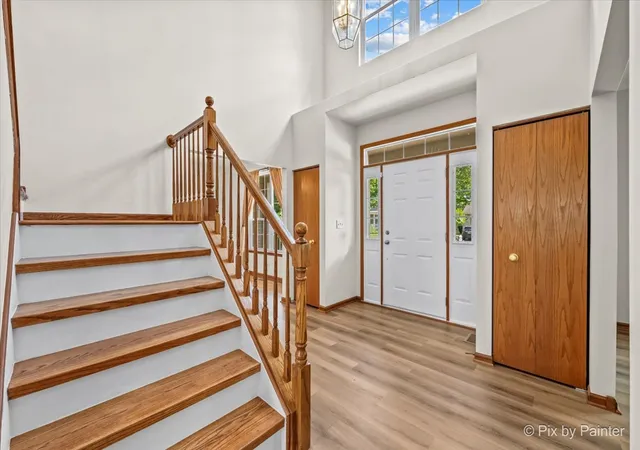 Photo 3 of Single family home for sale at 2240 Barrett Dr, Algonquin, IL 60102 | MLS# 12740161 | Listing updated on 2026-10-03