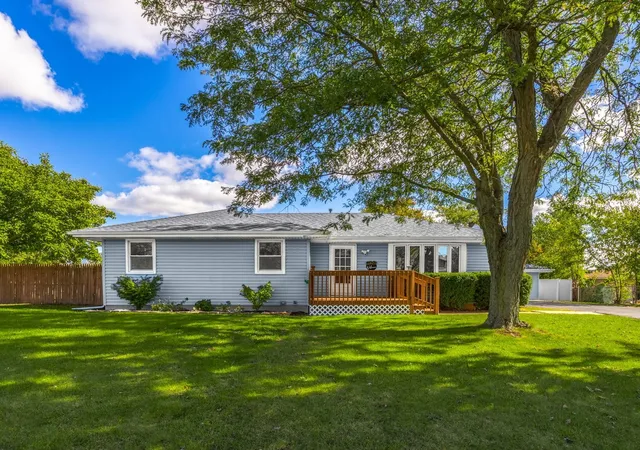 Single family home for sale at 16105 S Leach Dr, Homer Glen, IL 60491 | MLS# 12740223
