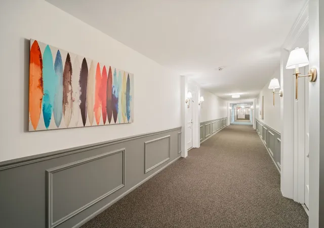 Listing Photo 3 - Condo for sale in building located at 1250 Park Ave, Highland Park, IL 60035 - Unit #430