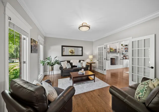 Photo 3 of Single family home for sale at 877 Sheehan Ave, Glen Ellyn, IL 60137 | MLS# 12740281 | Listing updated on 2026-09-16