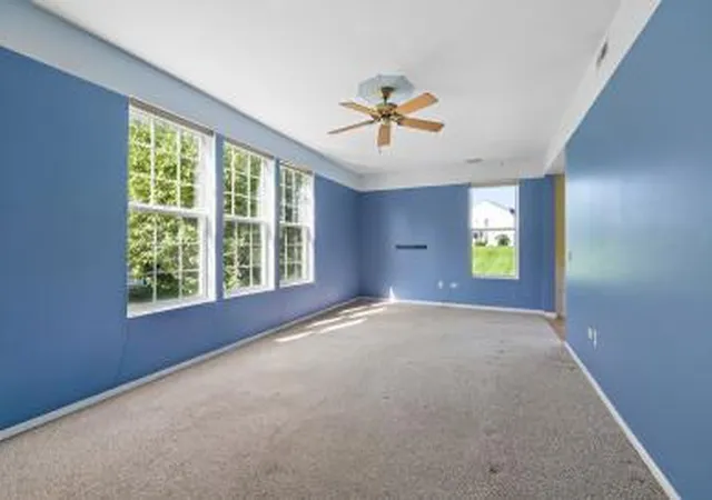 Listing Photo 3 - Condo for sale in building located at 3323 Bromley Ln, Aurora, IL 60502 - Unit #3323