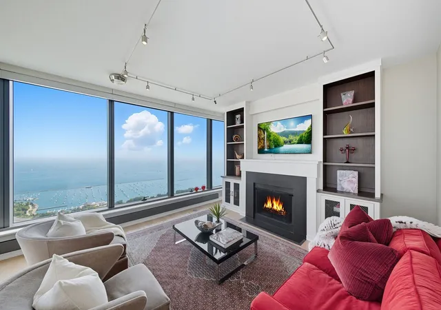 Listing Photo 4 - Condo for sale in building located at 60 E Monroe St, Chicago, IL 60603 - Unit #5601