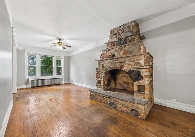 Photo 3 of Single family home for sale at 1946 W Armitage Ave, Chicago, IL 60622 | MLS# 12740416 | Listing updated on 2026-10-08