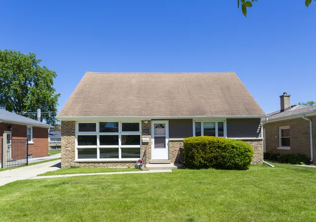 Single family home for sale at 1431 Mandel Ave, Westchester, IL 60154 | MLS# 12740494