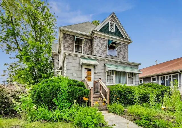 Photo 3 of Single family home for sale at 3428 East Ave, Berwyn, IL 60402 | MLS# 12740639 | Listing updated on 2026-09-21