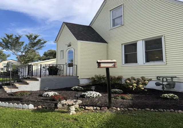 Photo 1 of Single family home for sale at 7615 South Dr, Wonder Lake, IL 60097 | MLS# 12740670 | Listing updated on 2026-10-07
