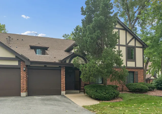 Photo 1 of Condo for sale at 8225 Juniper Ct #34D, Palos Hills, IL 60465 | MLS# 12740676 | Listing updated on 2026-09-07