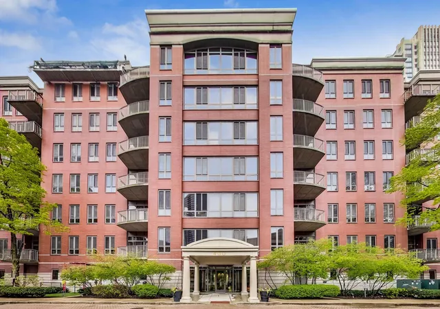 Condo for sale at 400 N Clinton St #507, Chicago, IL 60654 | MLS# 12740750 | Listing updated on 2026-08-30