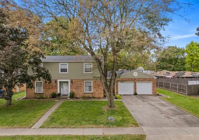 Photo 1 of Single family home for sale at 1703 Mayfair Rd, Champaign, IL 61821 | MLS# 12740767 | Listing updated on 2026-10-02