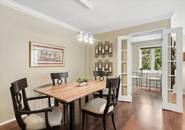 Listing Photo 5 - Condo for sale in building located at 2046 Saint Johns Ave, Highland Park, IL 60035 - Unit #3H