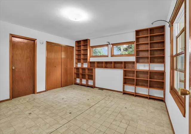 Photo 3 of Single family home for sale at 3514 N High Cross Rd, Urbana, IL 61802 | MLS# 12741078 | Listing updated on 2026-09-14