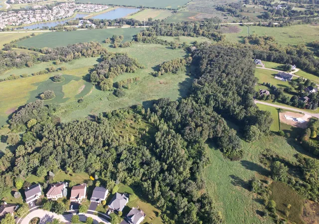 Photo 3 of Land for sale at 0 Prairie Hl Cir, Hampshire, IL 60140 | MLS# 12741235 | Listing updated on 2026-09-06