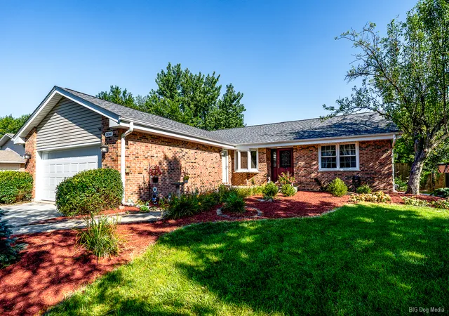 Photo 3 of Single family home for sale at 11640 197th Street, Mokena, IL 60448 | MLS# 12741241 | Listing updated on 2026-09-23