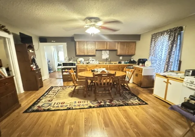 Photo 3 of Sale Pending at 924 N George St, Clinton, IL 61727 | MLS# 12741367 | Listing updated on 2026-09-12