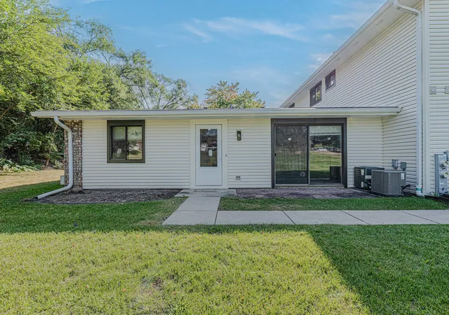 Photo 1 of Condo for sale at 119 Brewster Ct #B, Bloomingdale, IL 60108 | MLS# 12741375 | Listing updated on 2026-09-10