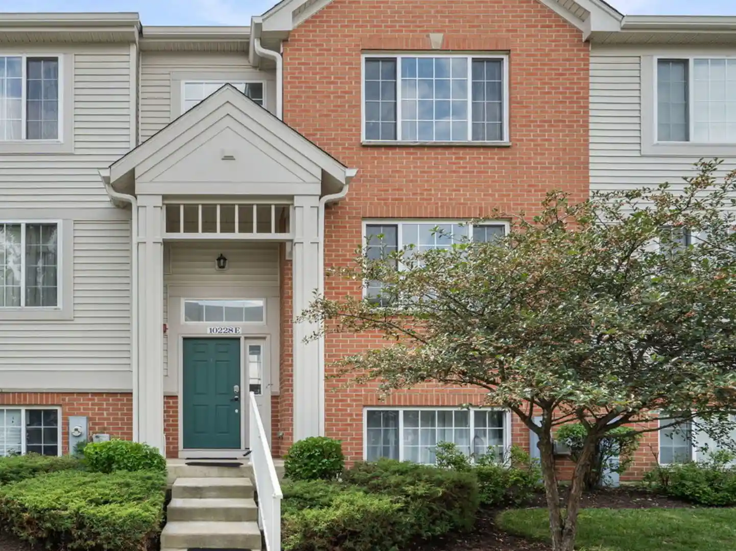Listing Photo 1 - Condo for sale in 10228 Camden Ln located at 10228 Camden Ln, Bridgeview, IL 60455 - Unit 10228 Camden Ln